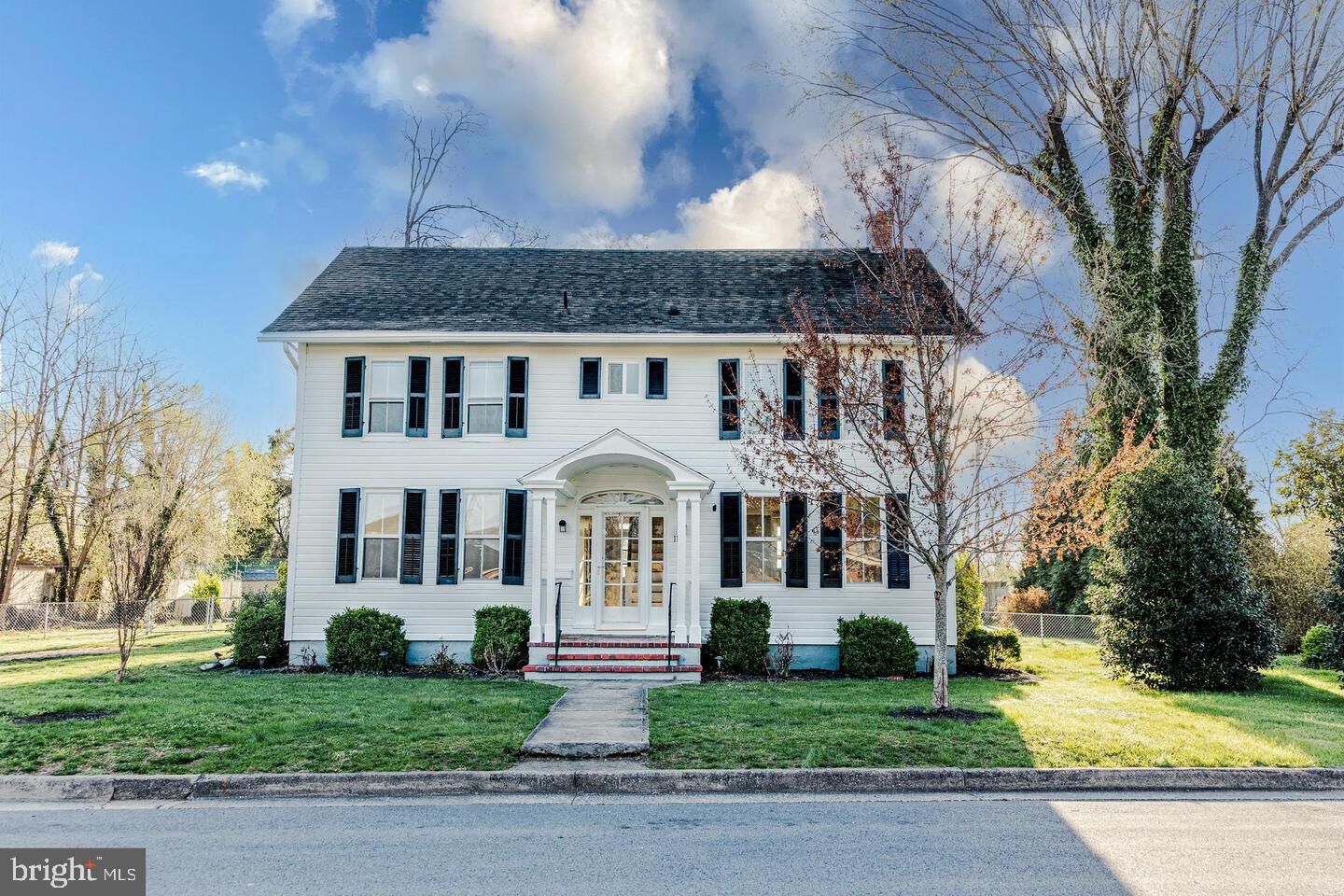 Property Photo:  115 N Rosemont Avenue  WV 25401 