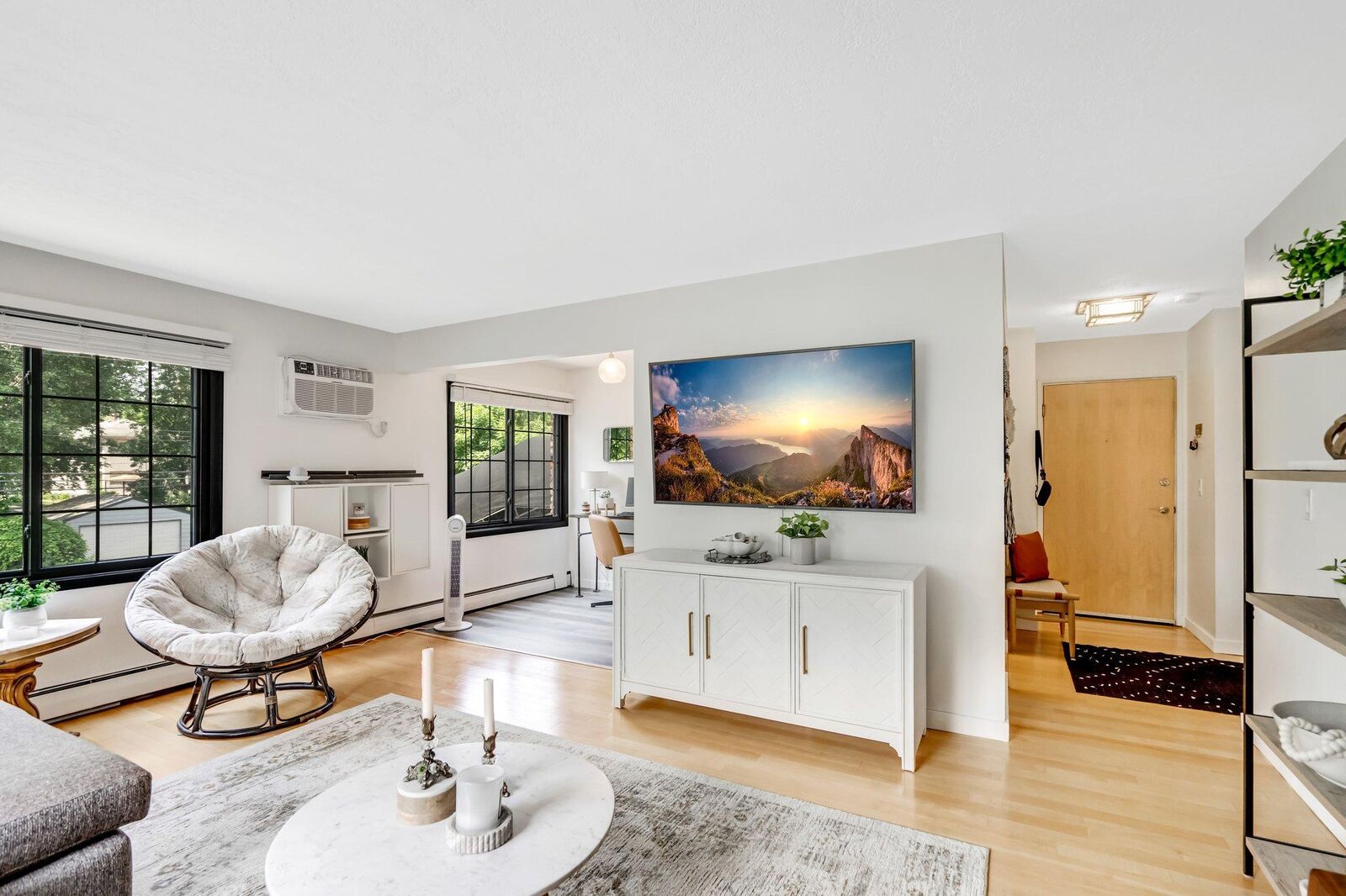 Property Photo:  3844 Nicollet Avenue 205  MN 55409 