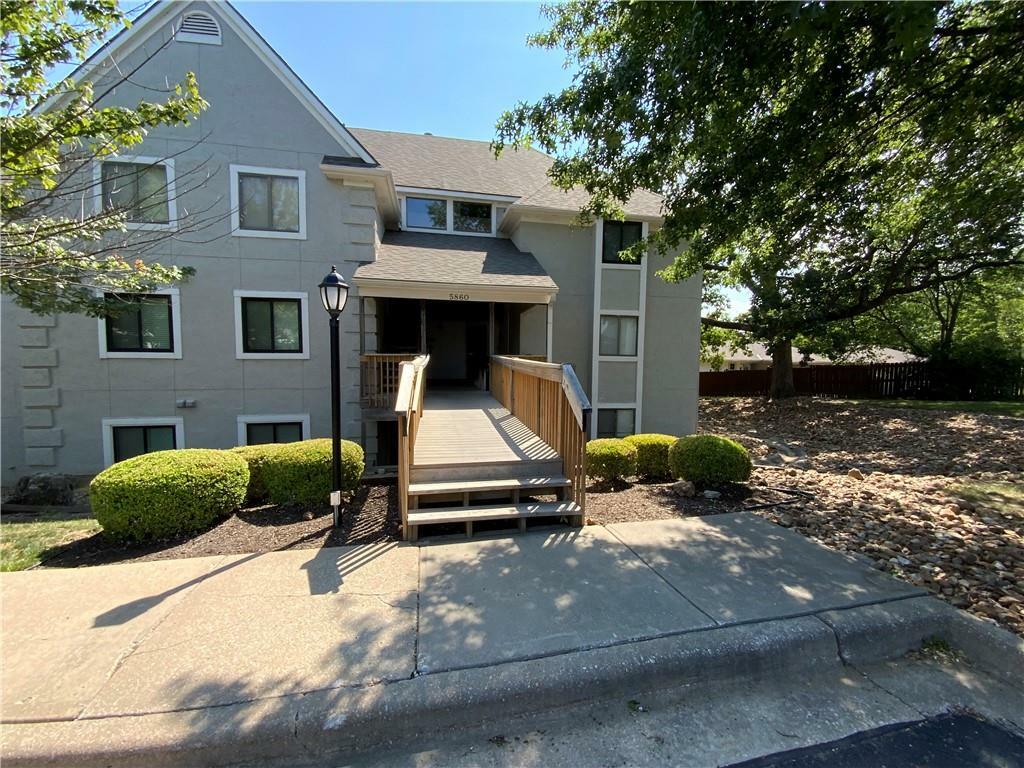 Property Photo: 5860 Park Unit #12 Street KS 66216