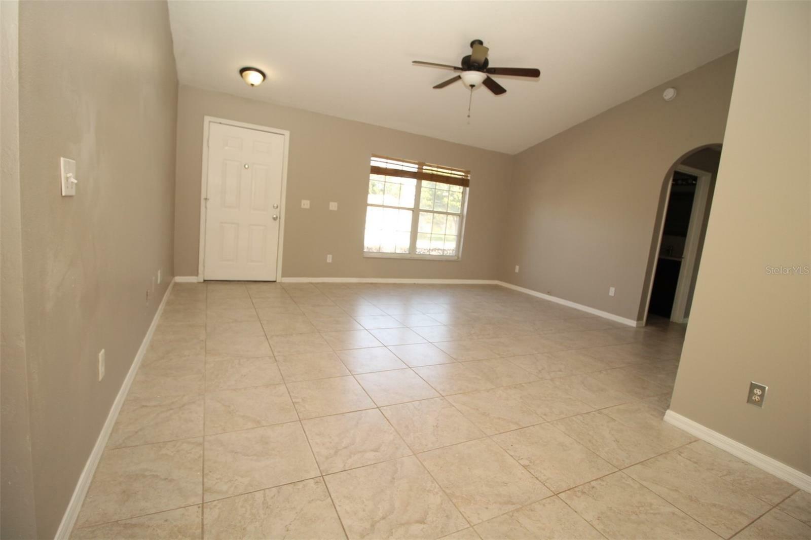 Property Photo:  1110 Chelsea Parc Drive  FL 34715 