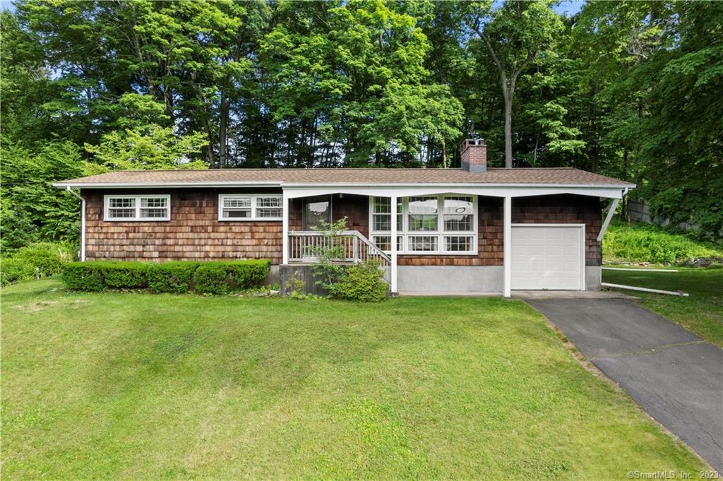 Property Photo:  377 Middle Road  CT 06032 