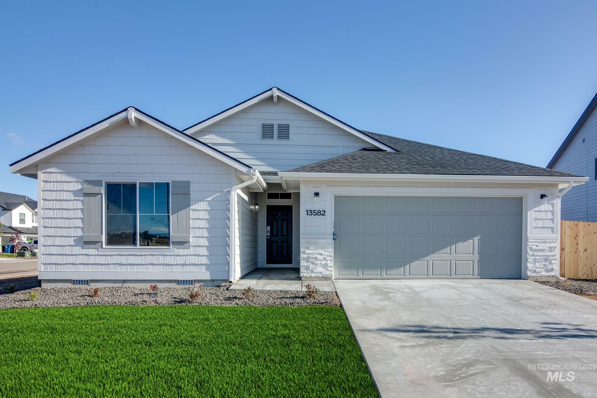 Property Photo: 11194 Newton St ID 83605