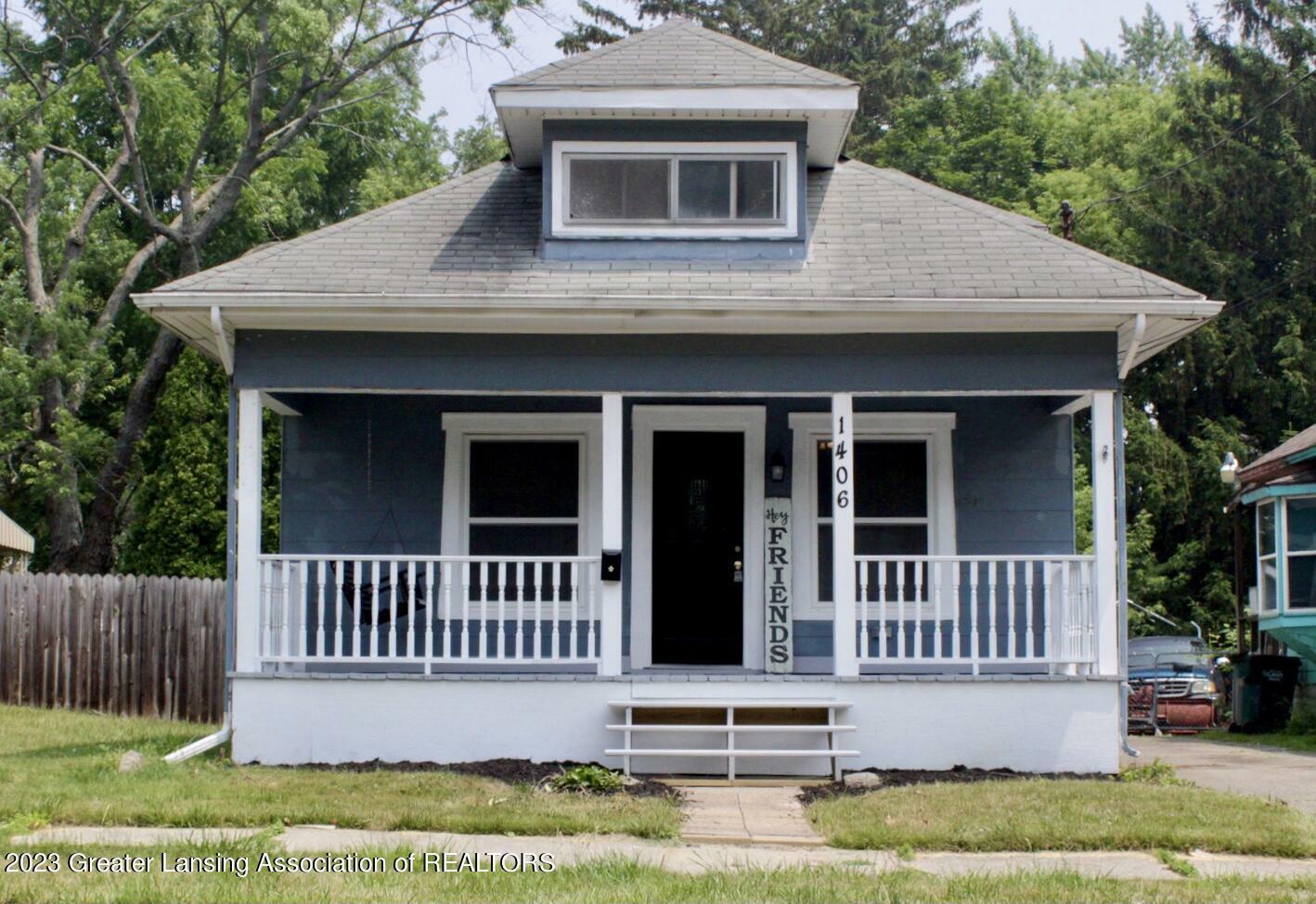 Property Photo:  1406 Vermont Avenue  MI 48906 