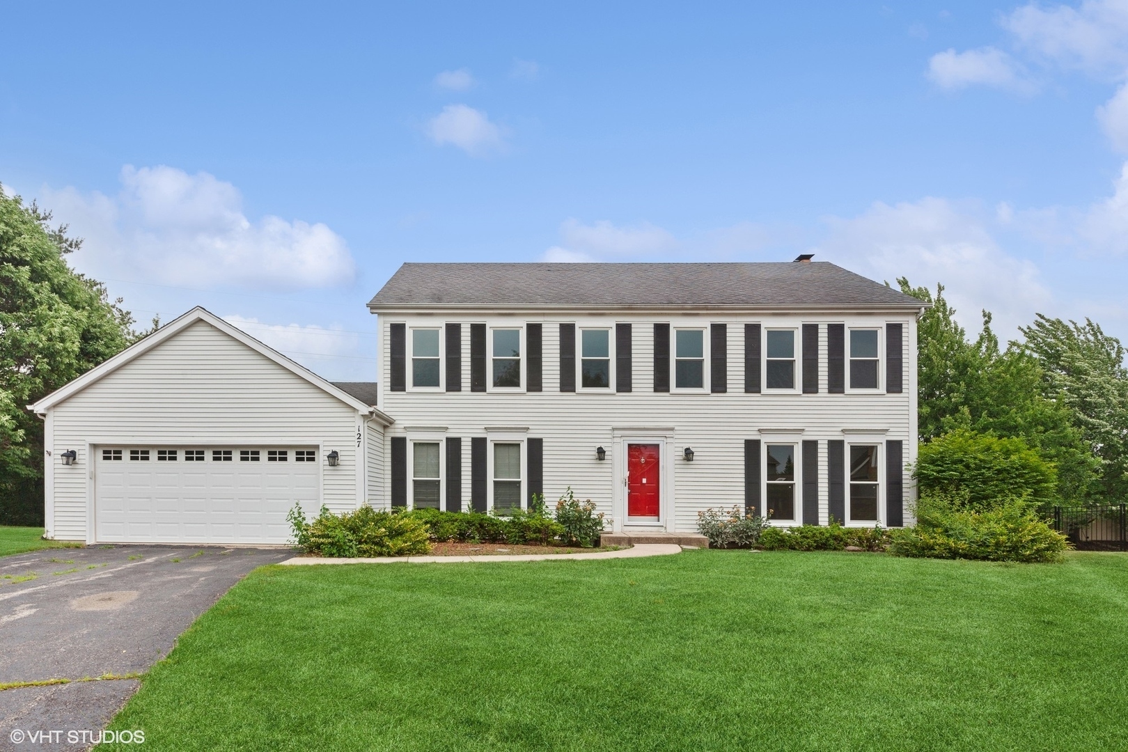 Property Photo:  127 Christina Circle  IL 60187 