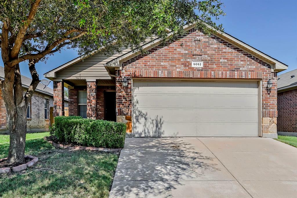 Property Photo:  5052 Britton Ridge Lane  TX 76179 