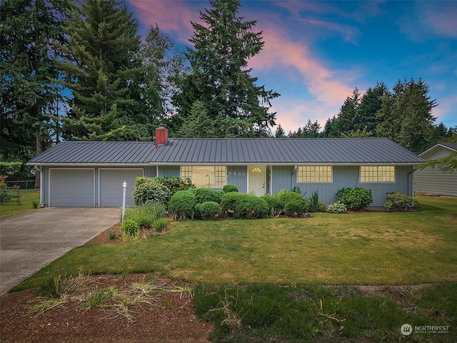 Property Photo:  5437 Normandy Drive SE  WA 98501 