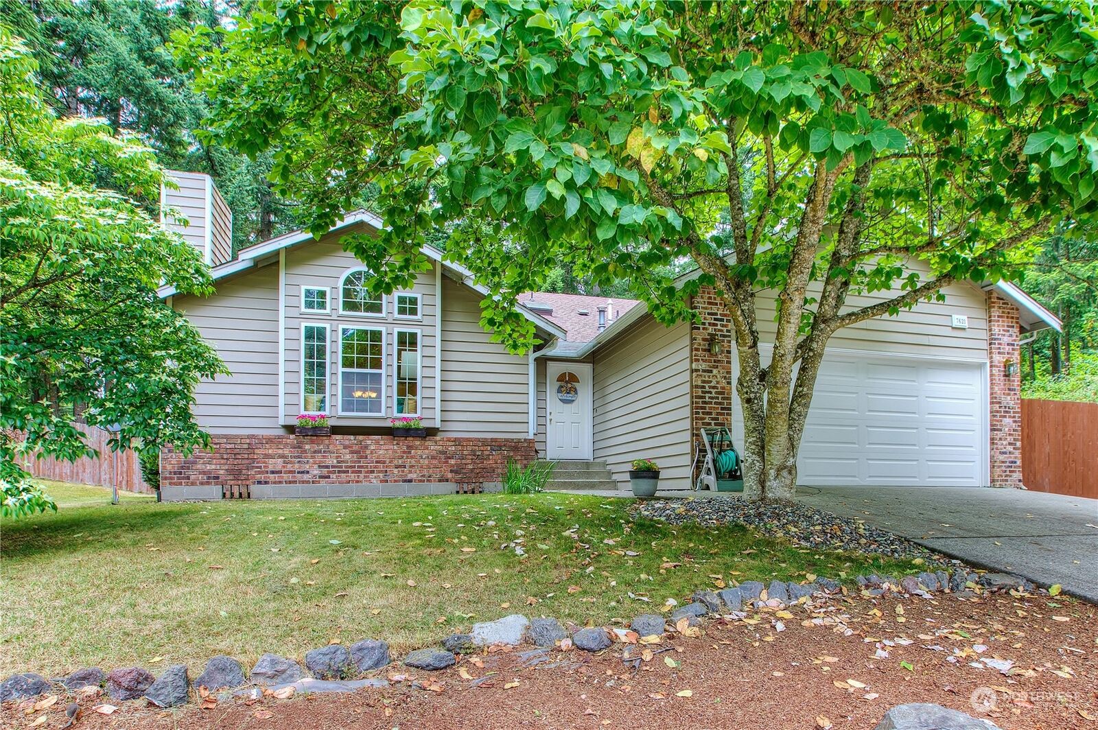 home-for-sale-in-gig-harbor-7621-swanson-drive-nw-gig-harbor-wa-98335