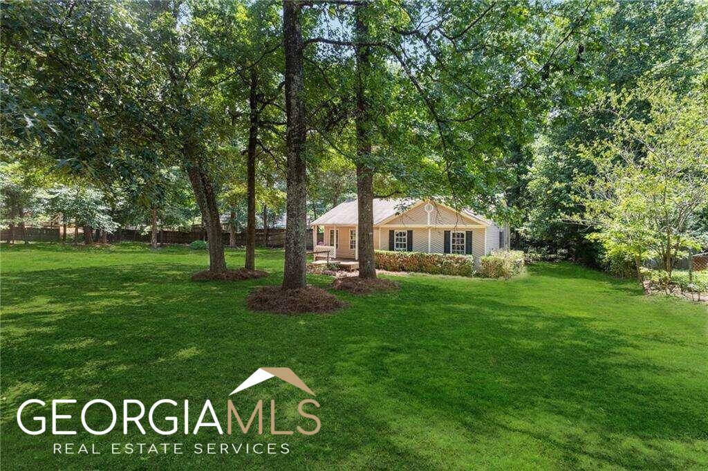 Property Photo:  90 Mount Airy Road  GA 30253 