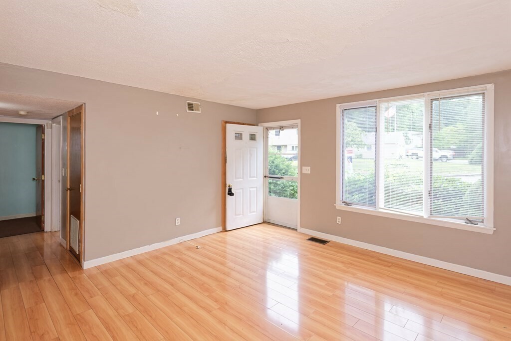 Property Photo:  198 Brook St  MA 01701 