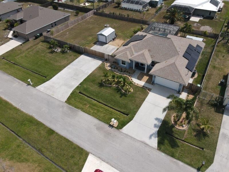 Property Photo:  1218 SW Bargello Avenue  FL 34953 