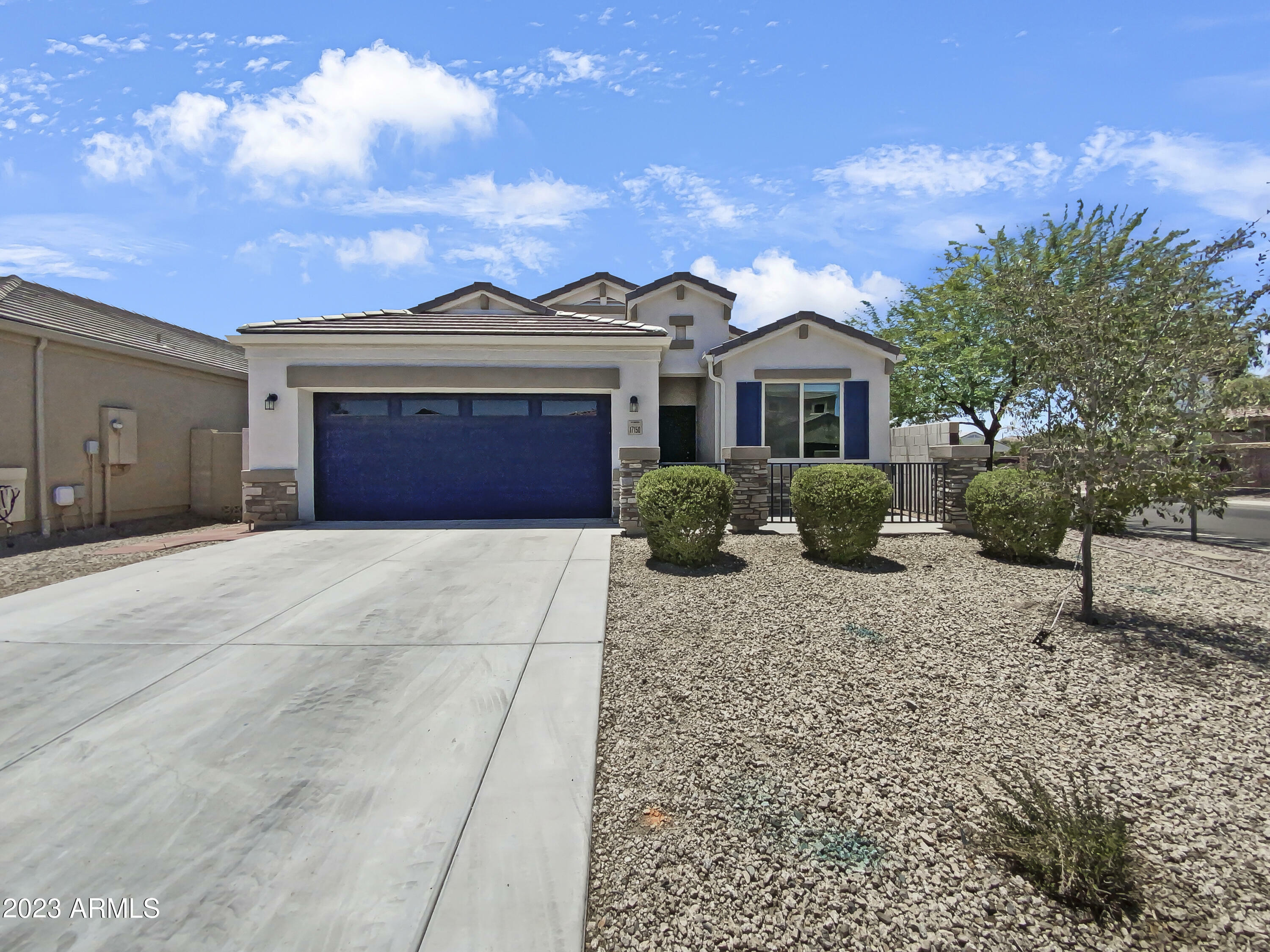 Property Photo:  17150 N Rosemont Street  AZ 85138 