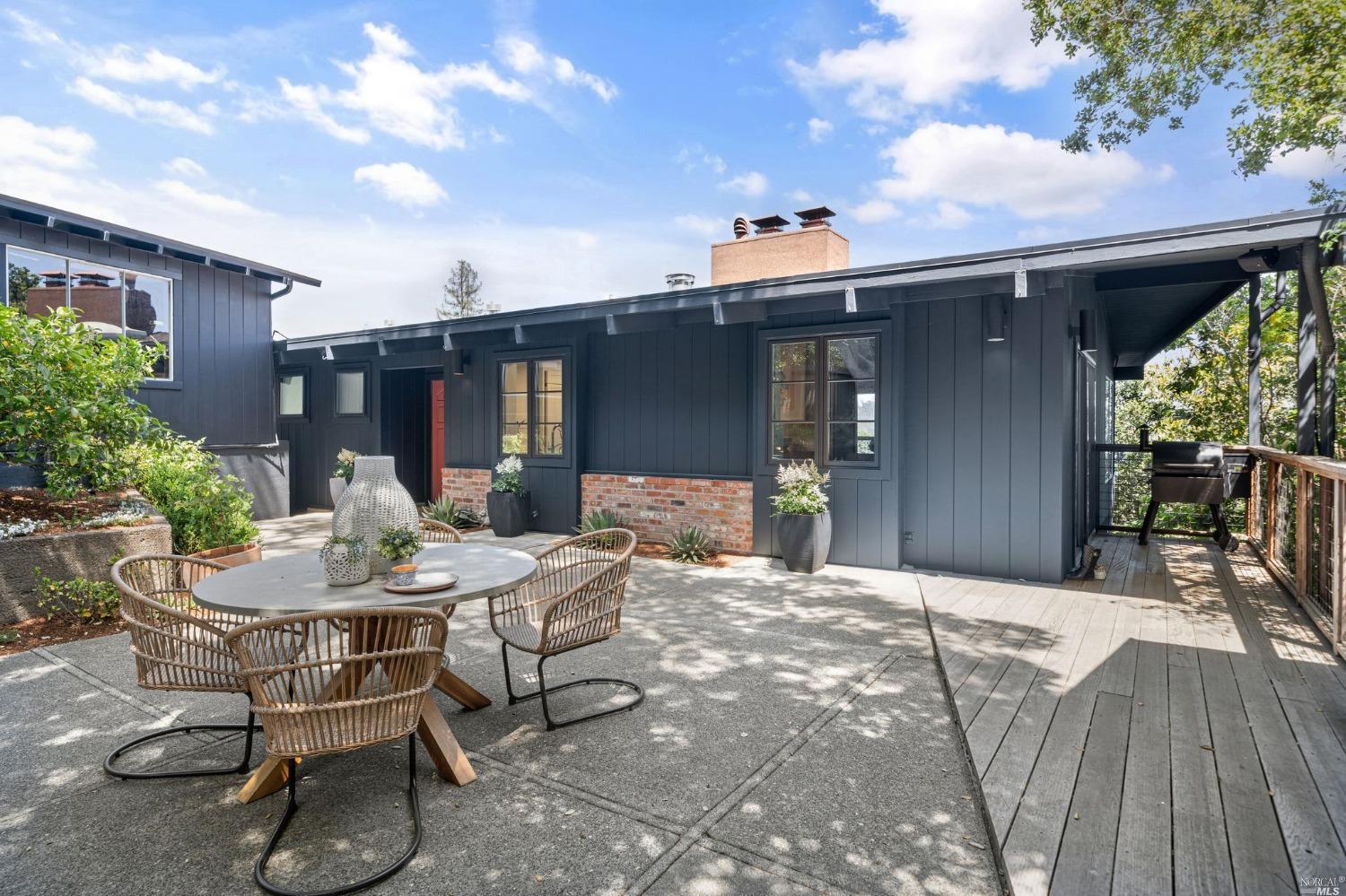 Property Photo: 5 Graceland Drive CA 94901