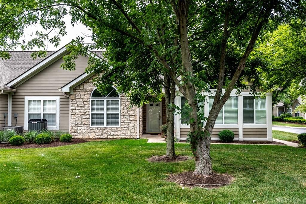 Property Photo: 89 Edinburgh Village Drive OH 45458