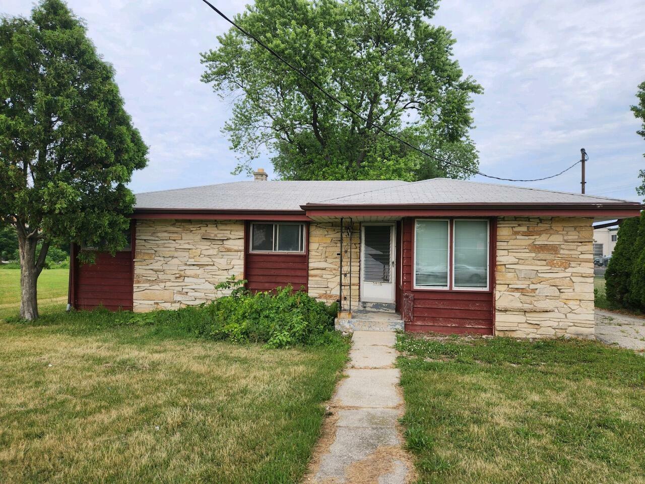 Property Photo:  5910 S Howell Ave  WI 53207 