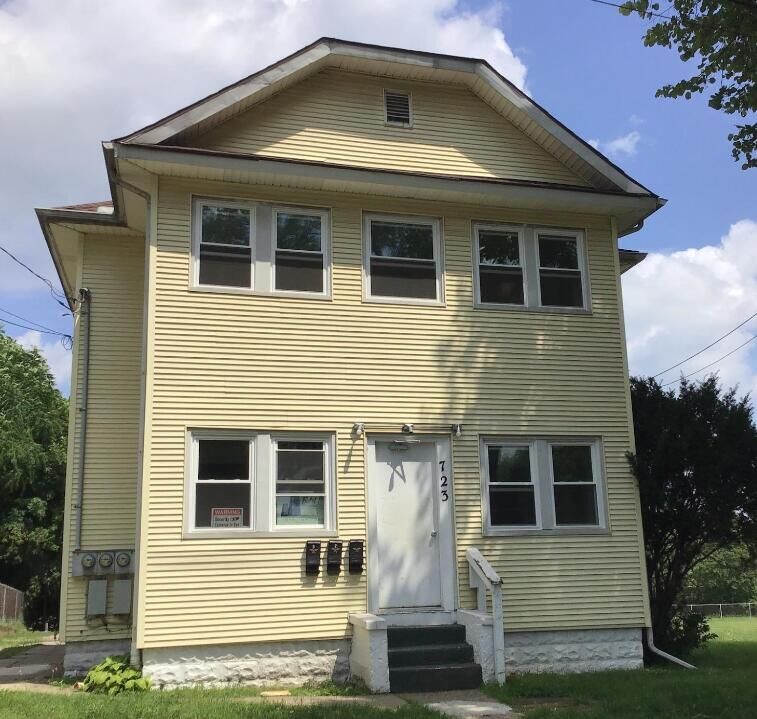 Property Photo:  723 Tomlinson Street  MI 49203 