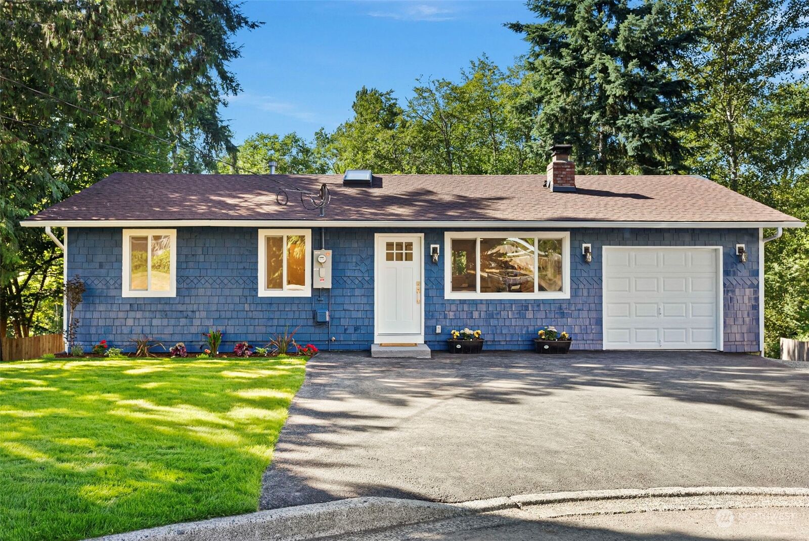 Property Photo: 3870 S 305th Place WA 98001