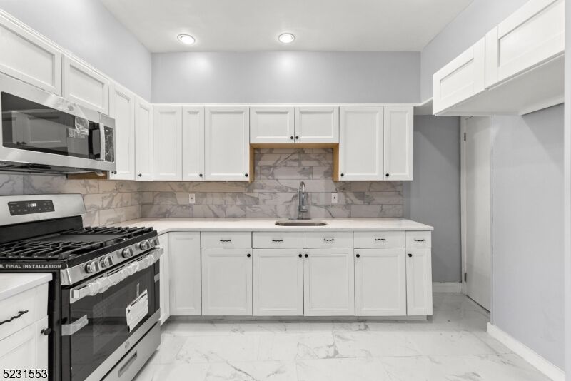 Property Photo: 25 Gray St NJ 07302