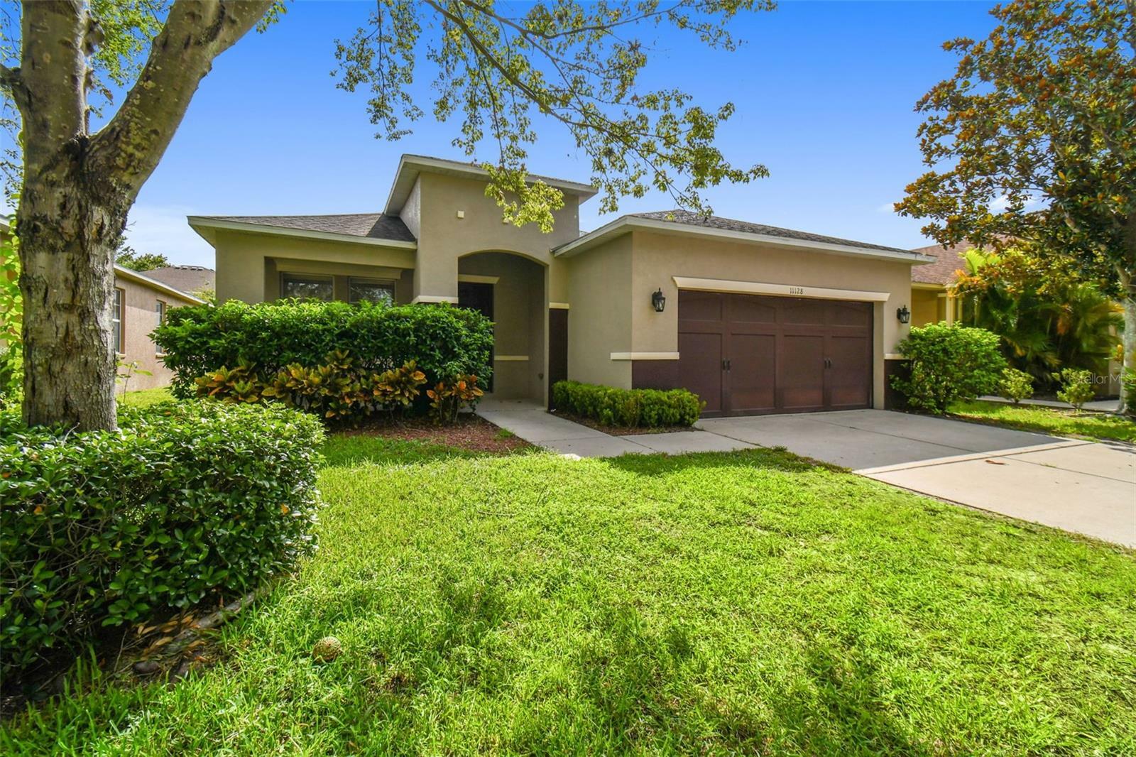 Property Photo:  11128 Running Pine Drive  FL 33569 