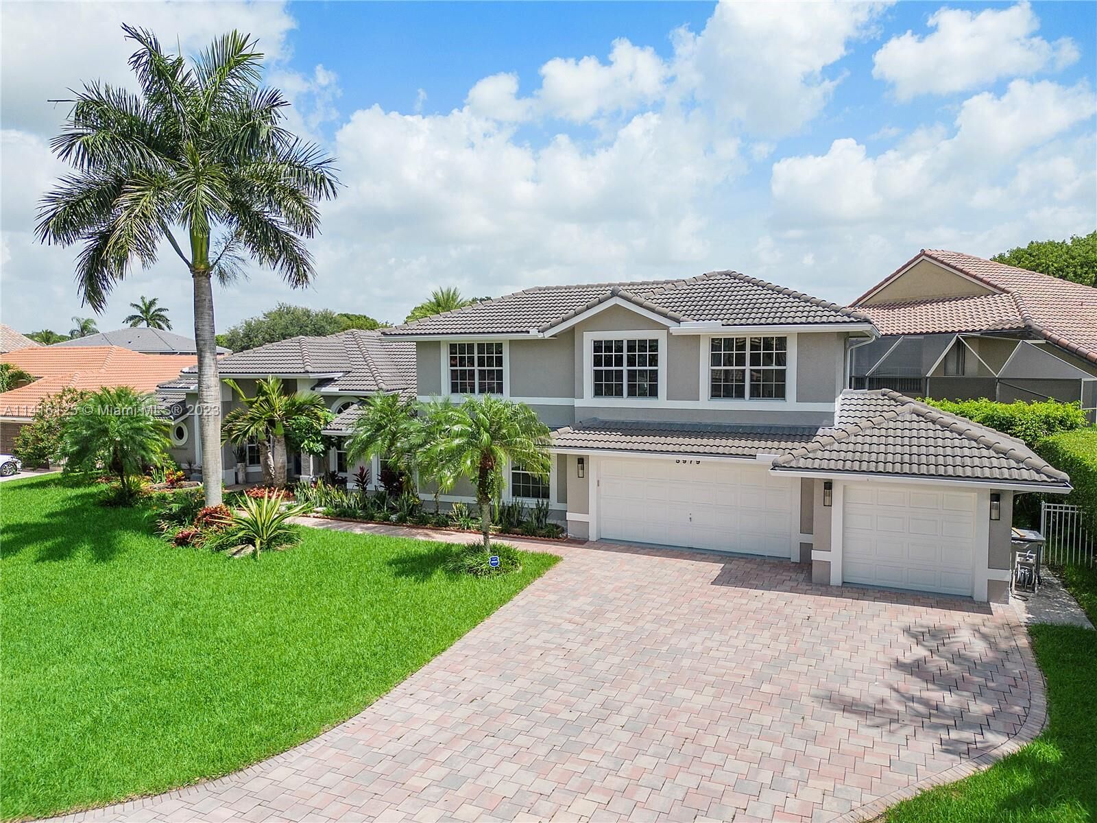 Property Photo:  5979 Vista Linda Ln  FL 33433 