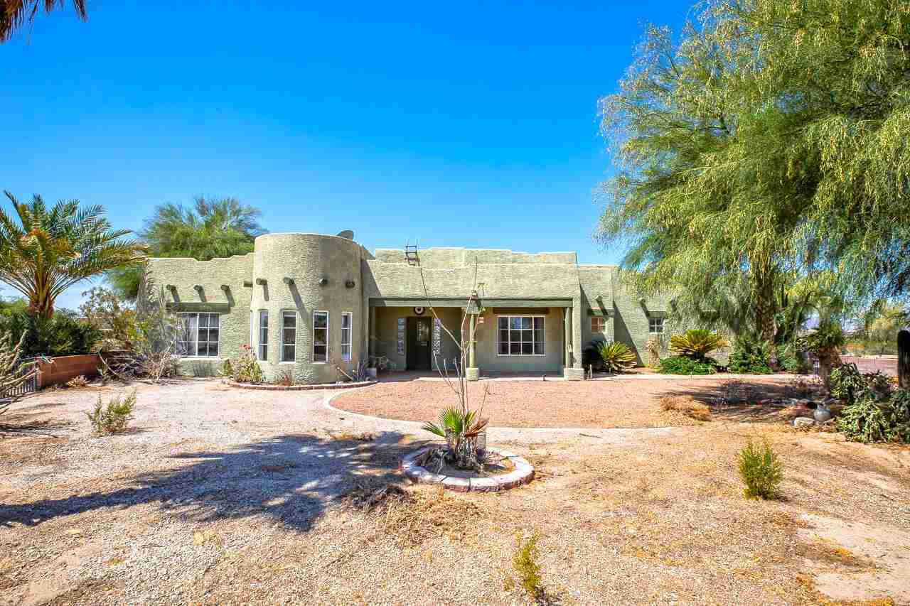 Property Photo:  26865 E County 11 1/4 St  AZ 85356 