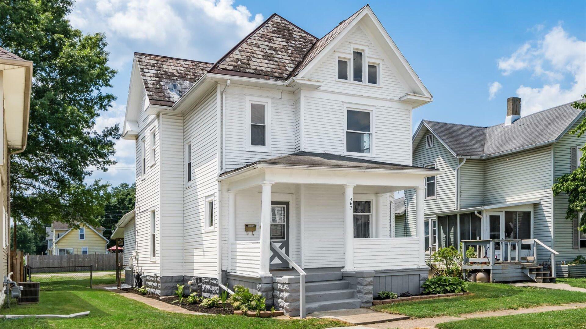 Property Photo: 567 Maple Avenue OH 43055