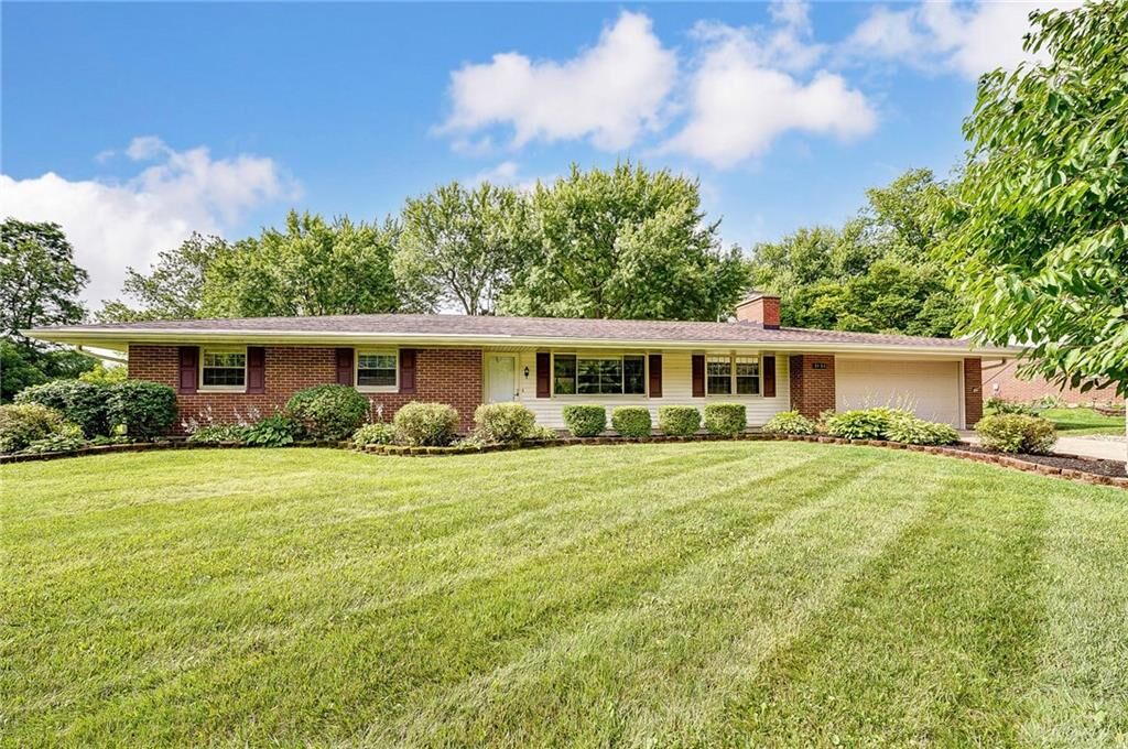 Property Photo:  3133 Suburban Drive  OH 45432