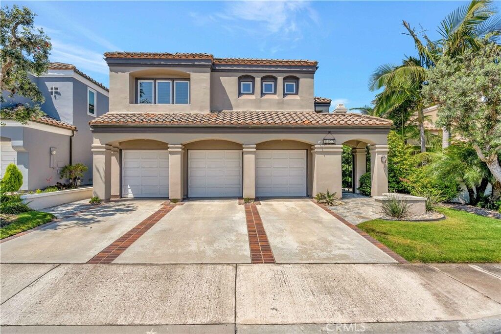 Property Photo: 6452 Doral Drive CA 92648