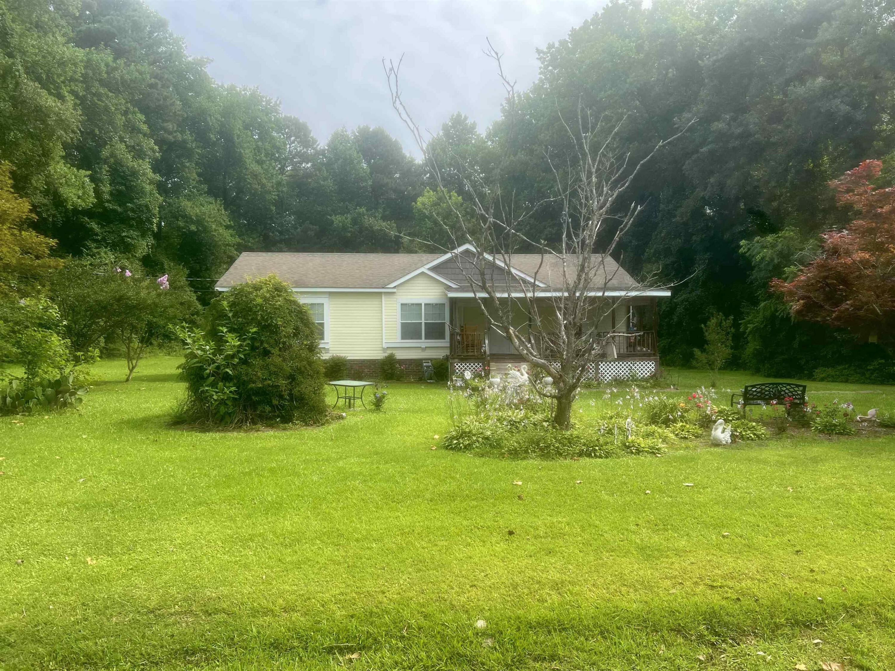 Property Photo: 6100 Shiloh Church Road NC 27807