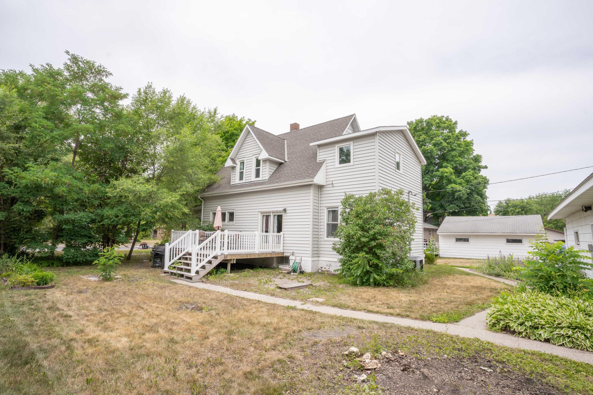 Property Photo: 608 12th Avenue N MN 56303