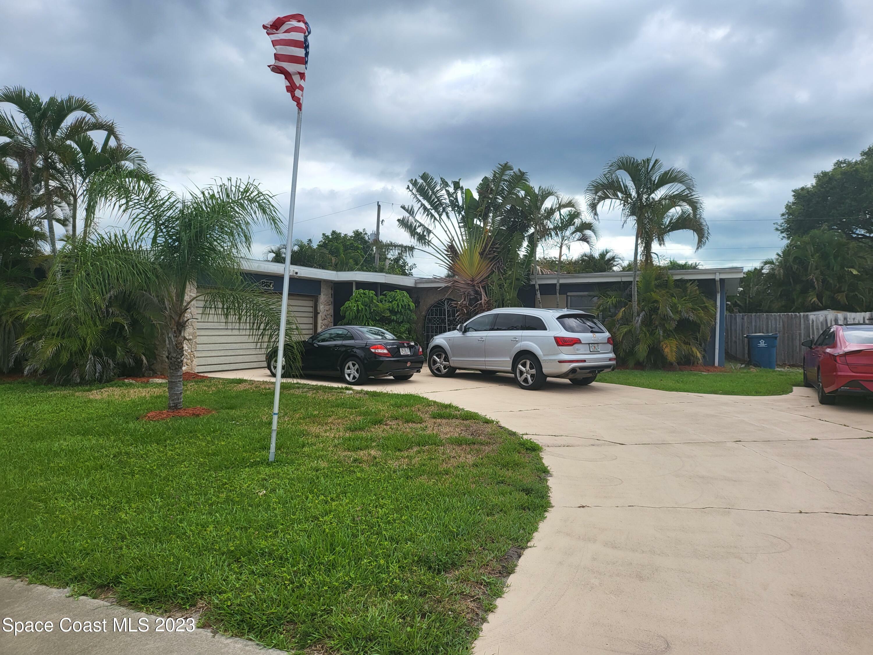 Property Photo:  855 Daytona Drive NE  FL 32905 