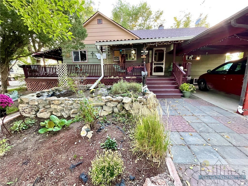 Property Photo:  420 Woodland Avenue  MT 59044 