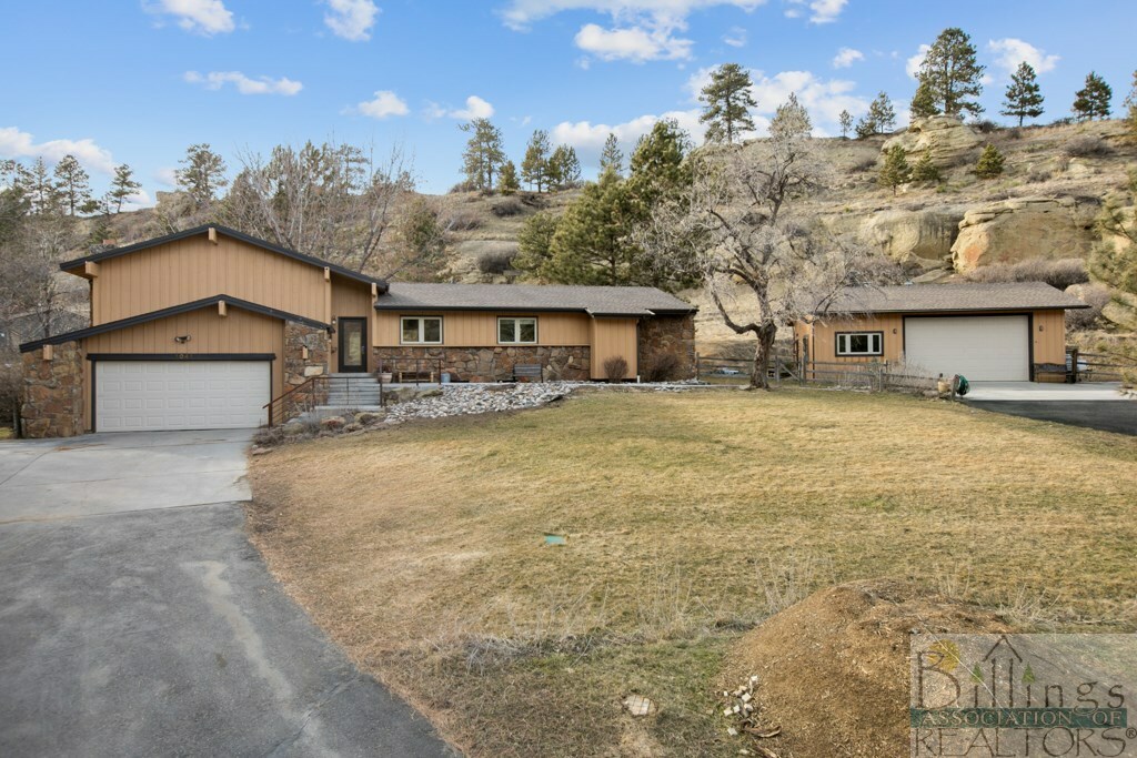 Property Photo:  1041 Moon Valley Road  MT 59105 