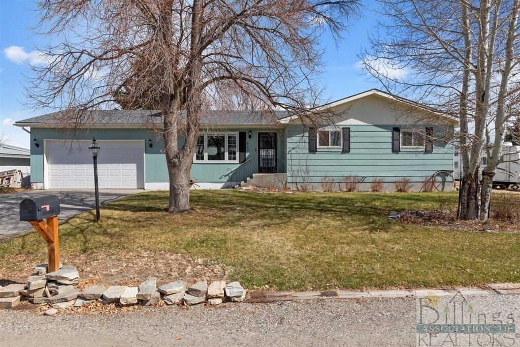 Property Photo: 903 Saddle Lane MT 59101