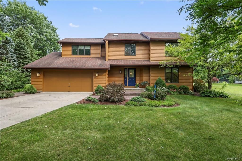 Property Photo:  10 Terrace Lane  NY 14059 