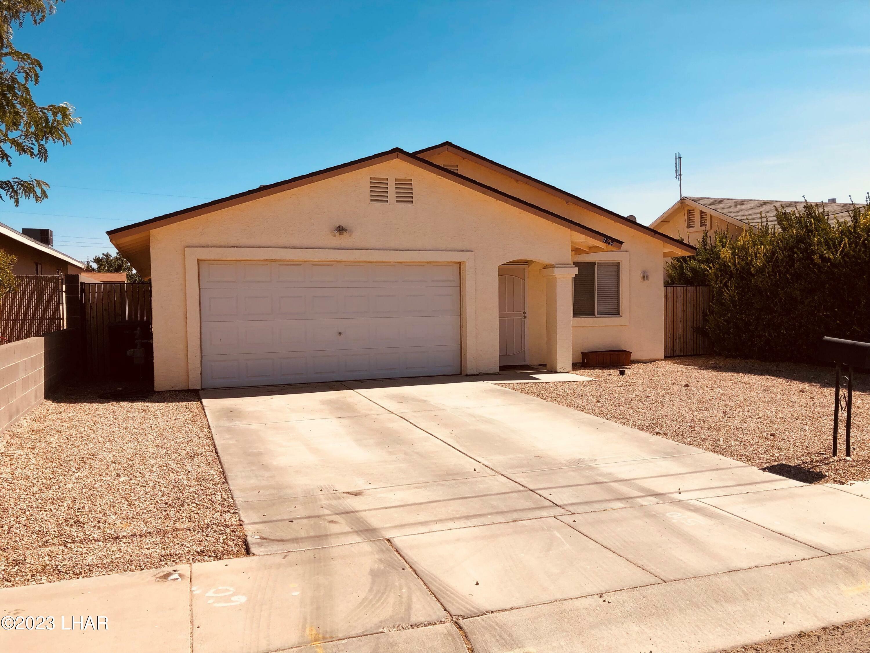 Property Photo:  2740 Chambers Ave  AZ 86401 