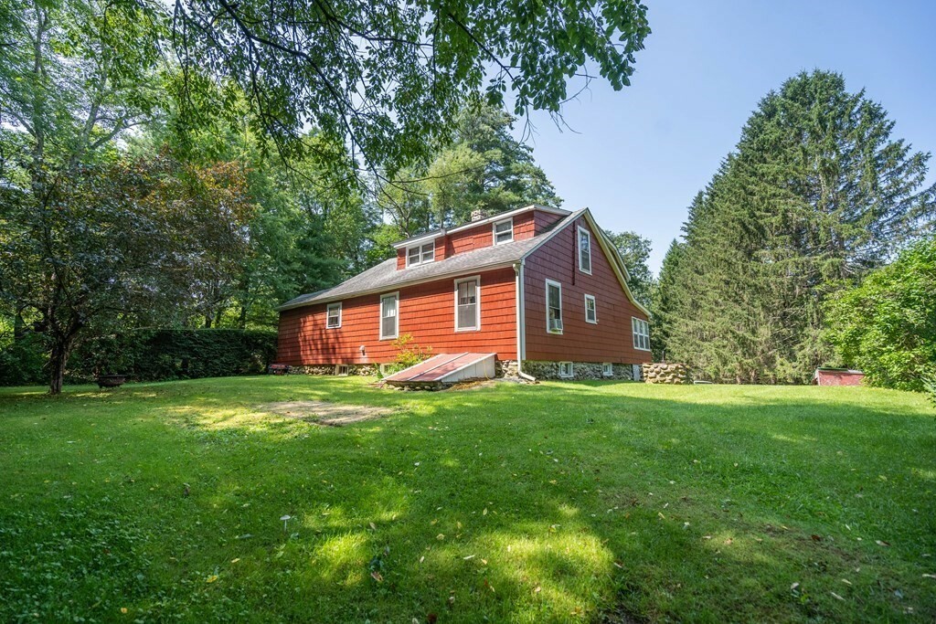 Property Photo:  607 Podunk Rd  MA 01515 