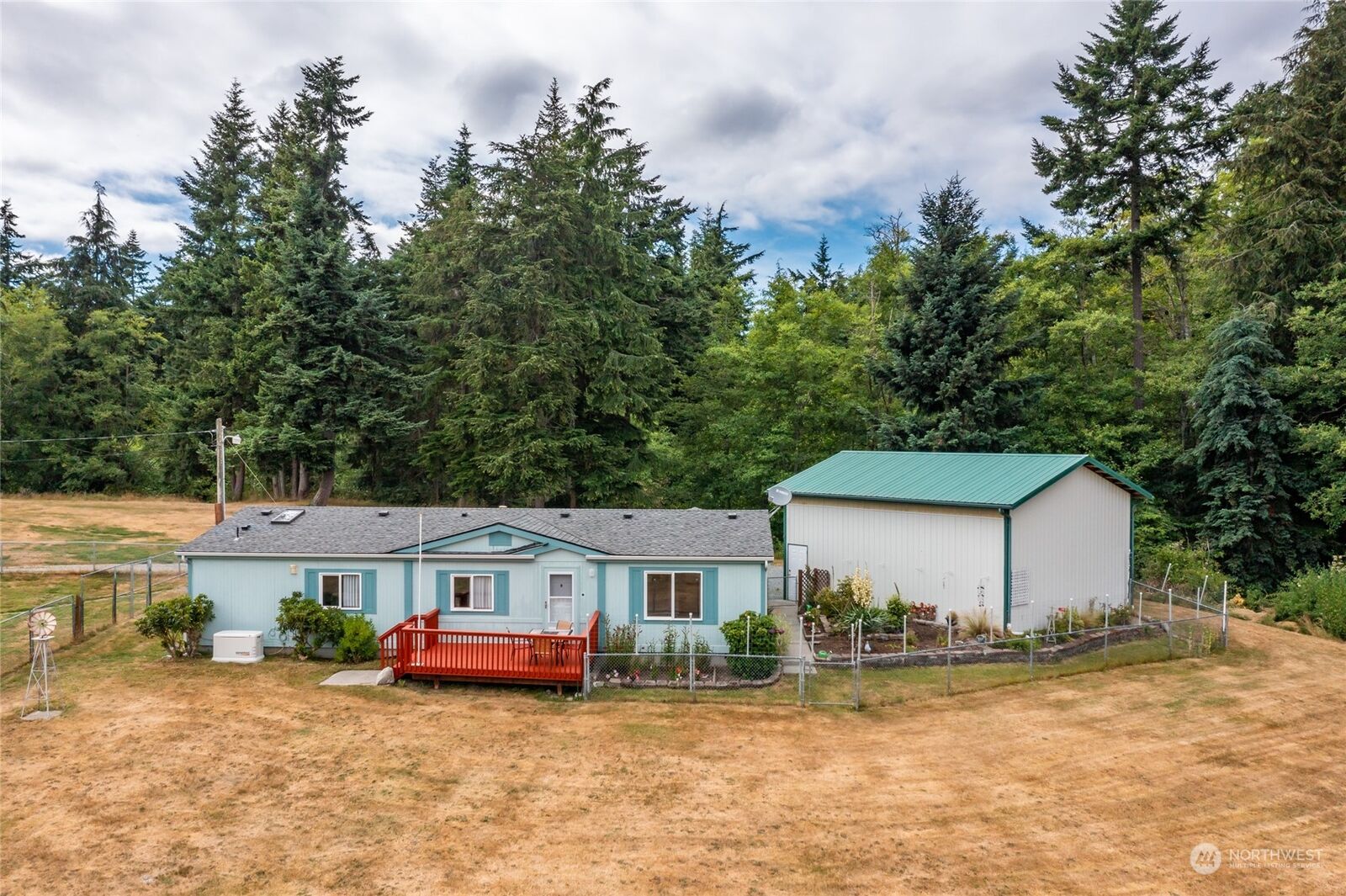 Property Photo: 707 Spitfire Lane WA 98277