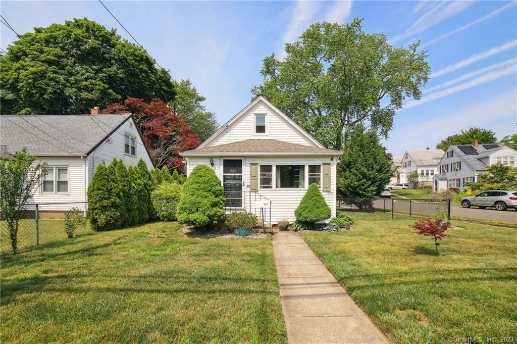 Property Photo:  531 East Main Street  CT 06614 