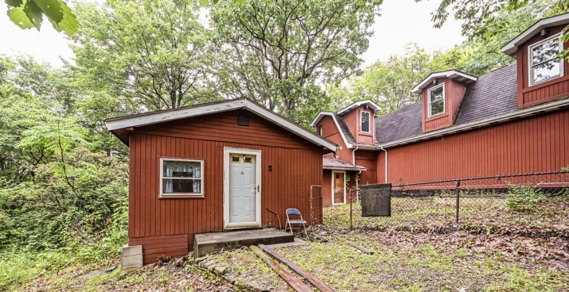 Property Photo:  1793 Breakneck Rd  PA 15490 