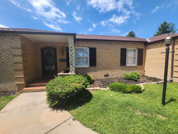 Property Photo:  220 E Circle Drive  NE 69101 