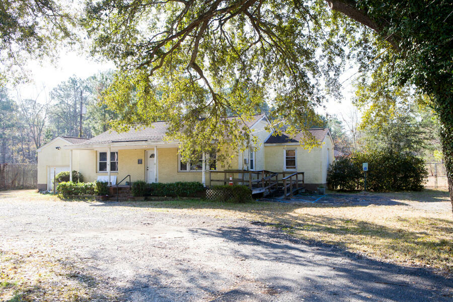 Property Photo: 10571 E Hwy 78 SC 29483