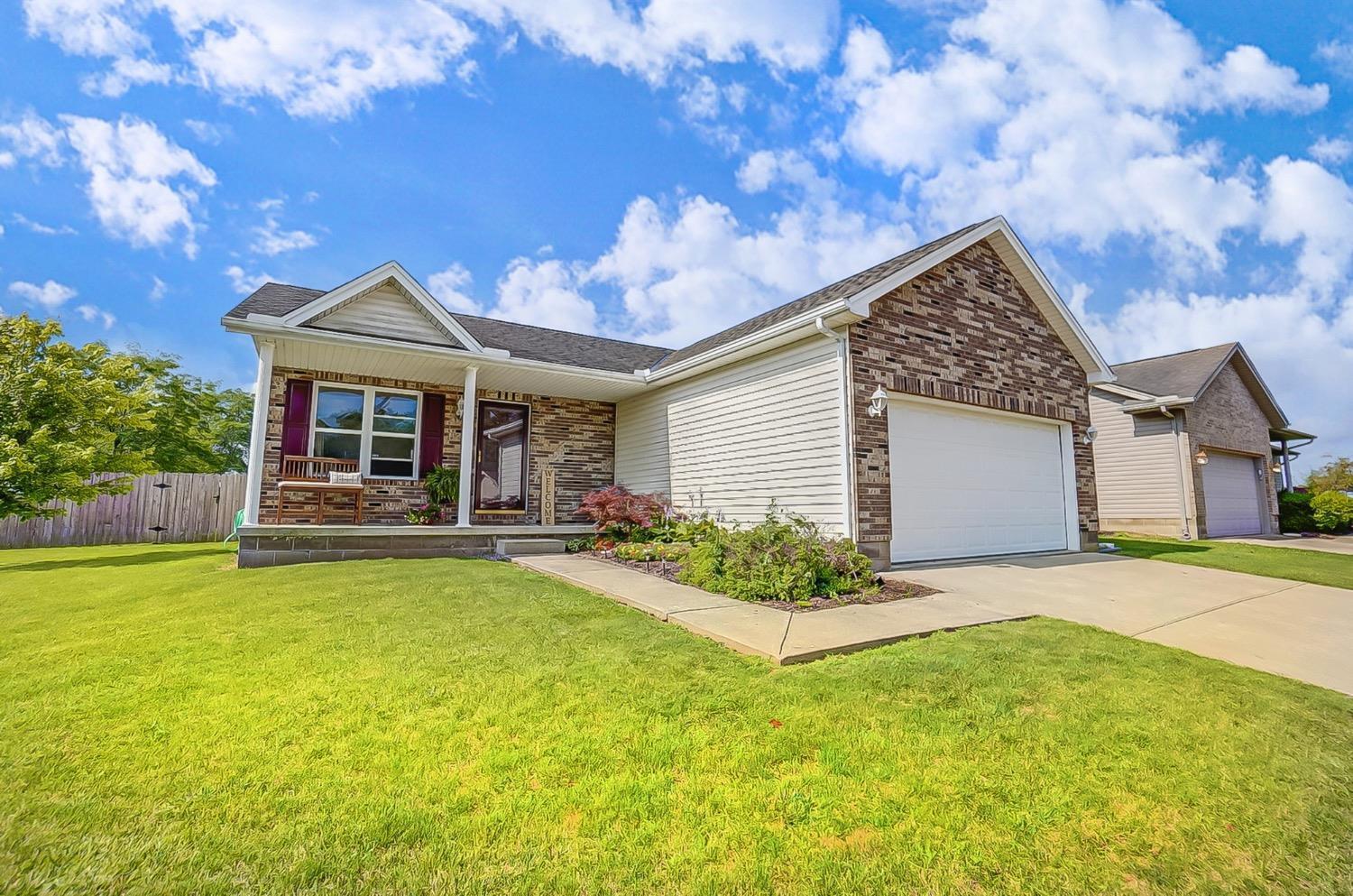 Property Photo: 352 Maple Ridge Dr OH 45177
