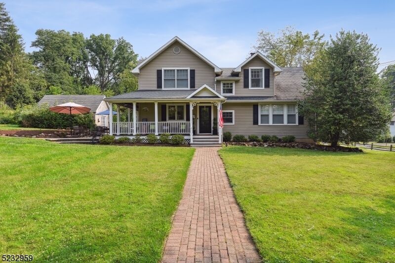 Property Photo:  111 N Hillside Ave  NJ 07928 