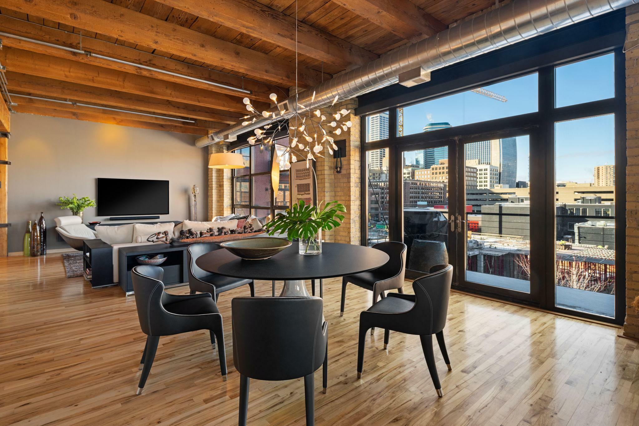 607 Washington Avenue S 406  Minneapolis MN 55415 photo