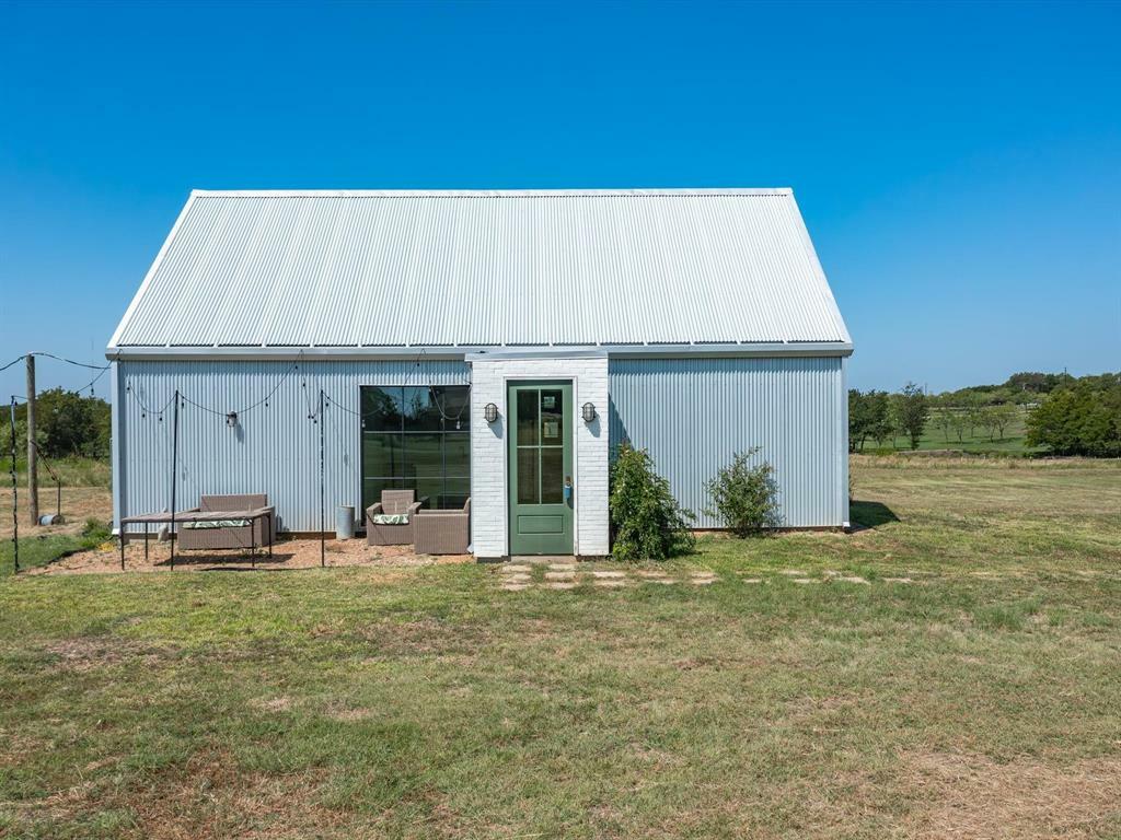 Property Photo:  3835 Fm 1181  TX 75119 