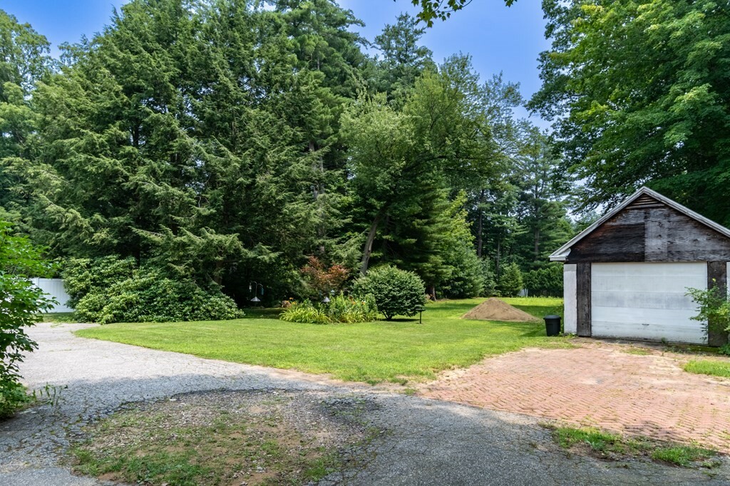 Property Photo: 36 Lee St MA 01028
