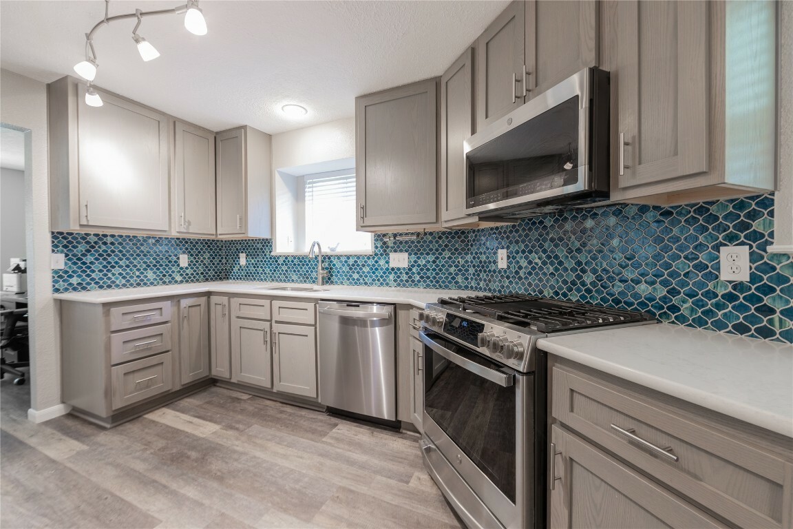 Property Photo: 2103 Zephyr Lane TX 78664
