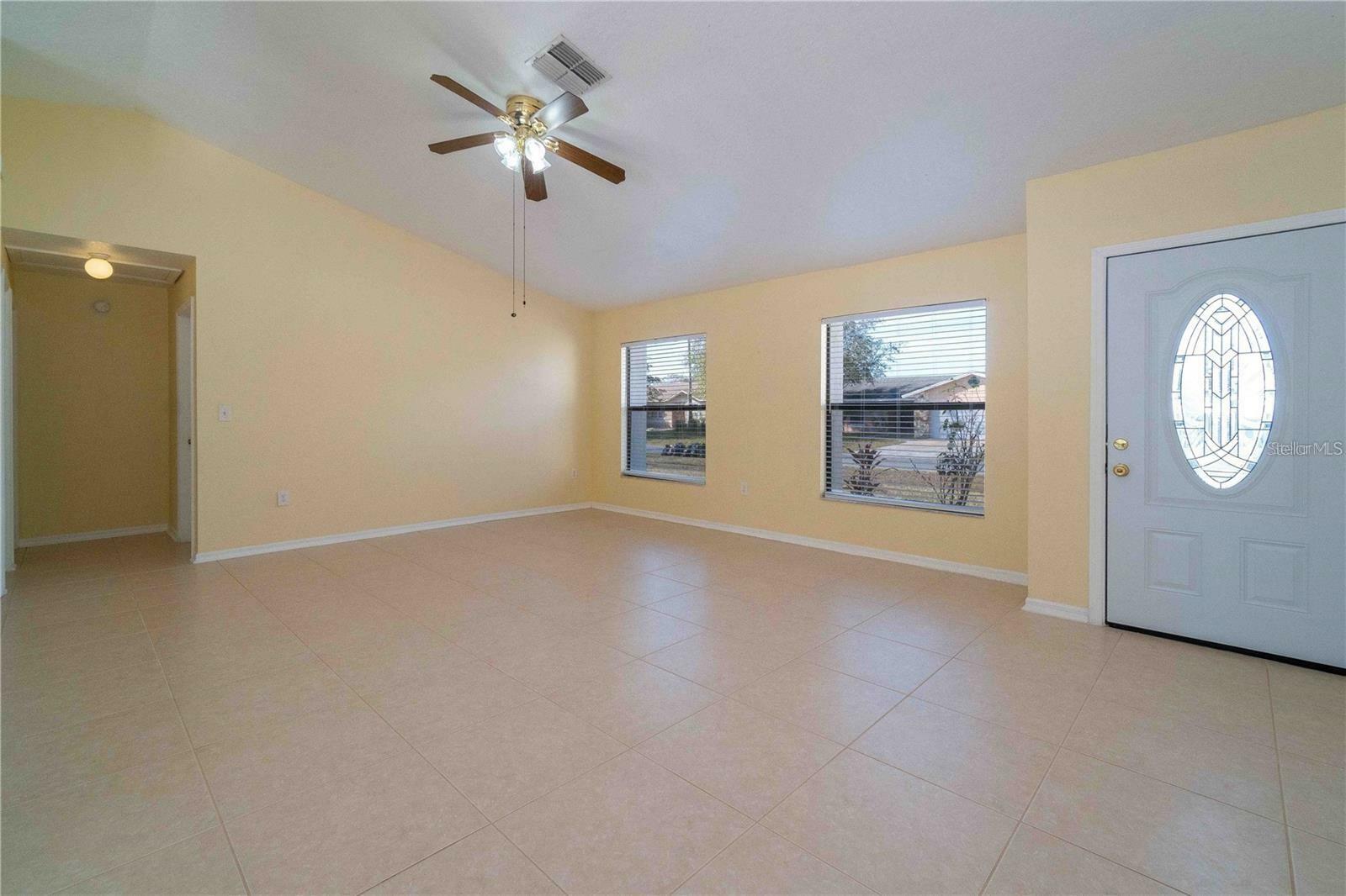 Property Photo:  917 Salerno Court  FL 34758 