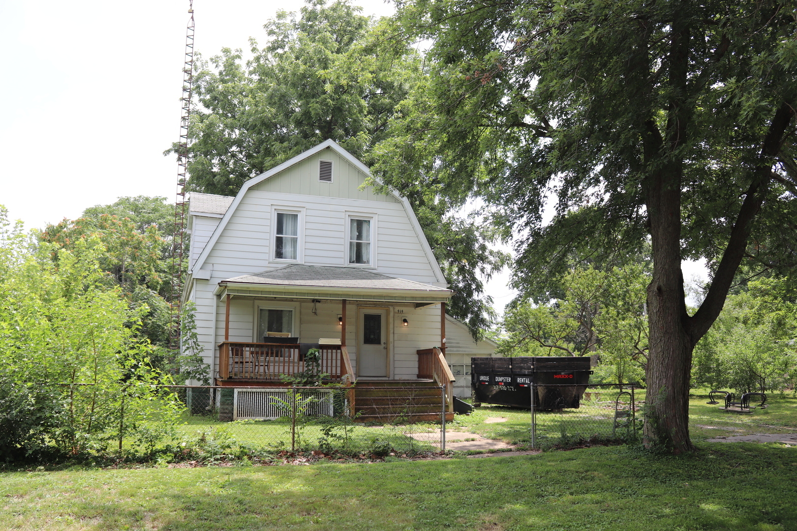 Property Photo:  414 N George Street  IL 61727 