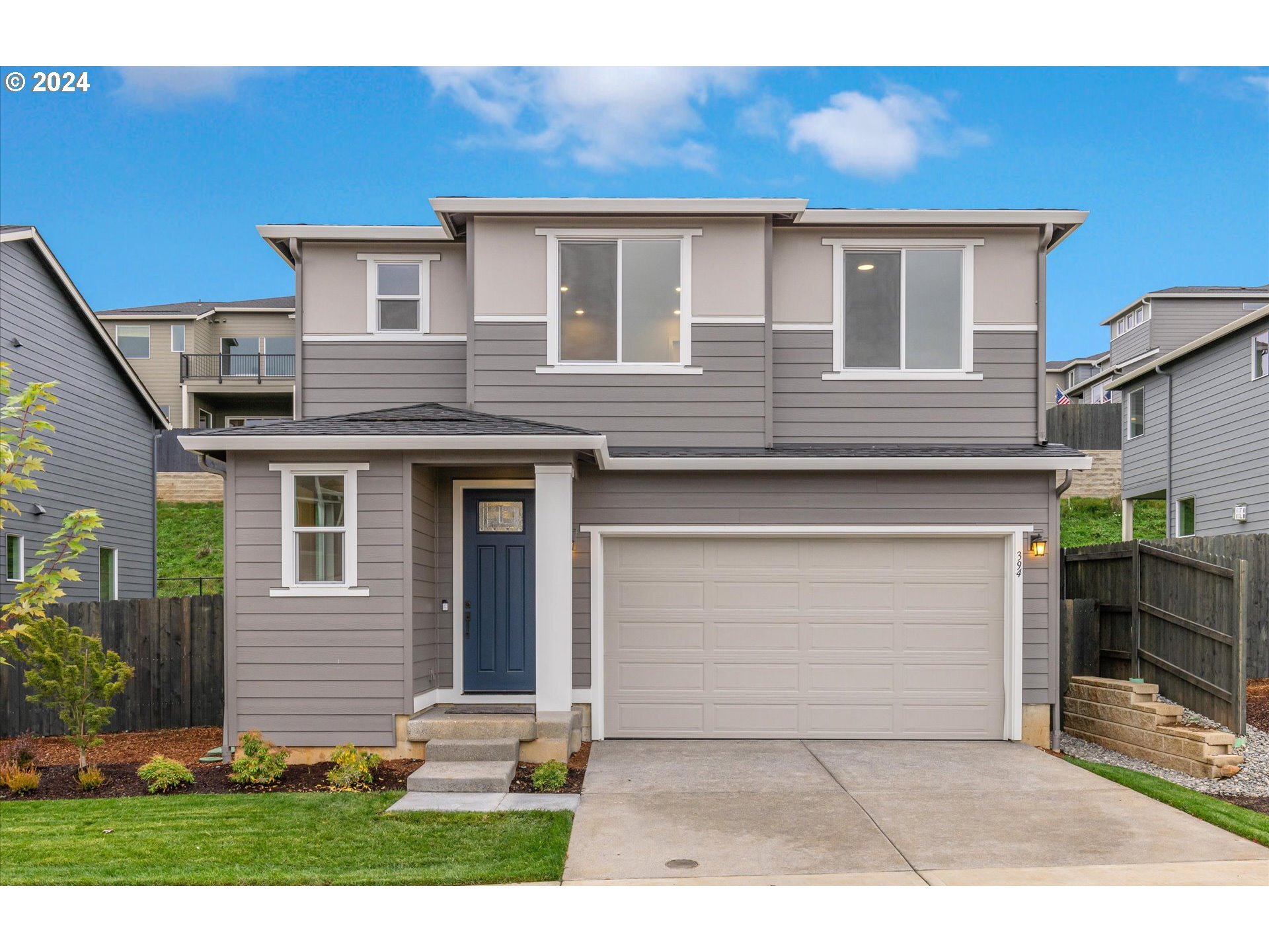 Property Photo:  394 W Koa St  WA 98671 